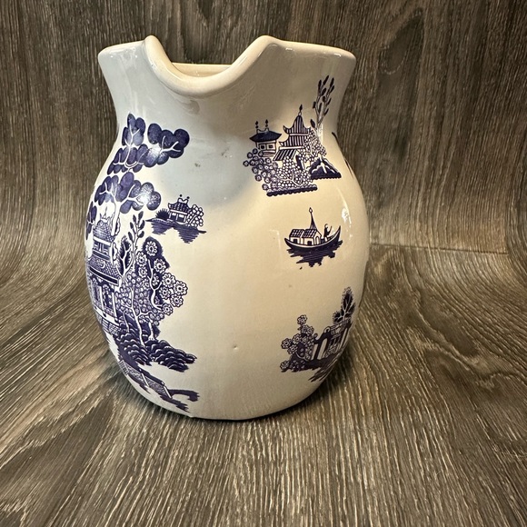 Blue Willow Pantry Collection Pitcher by Heritage Mint Ltd 6 1/4" Vintage - Picture 8 of 9